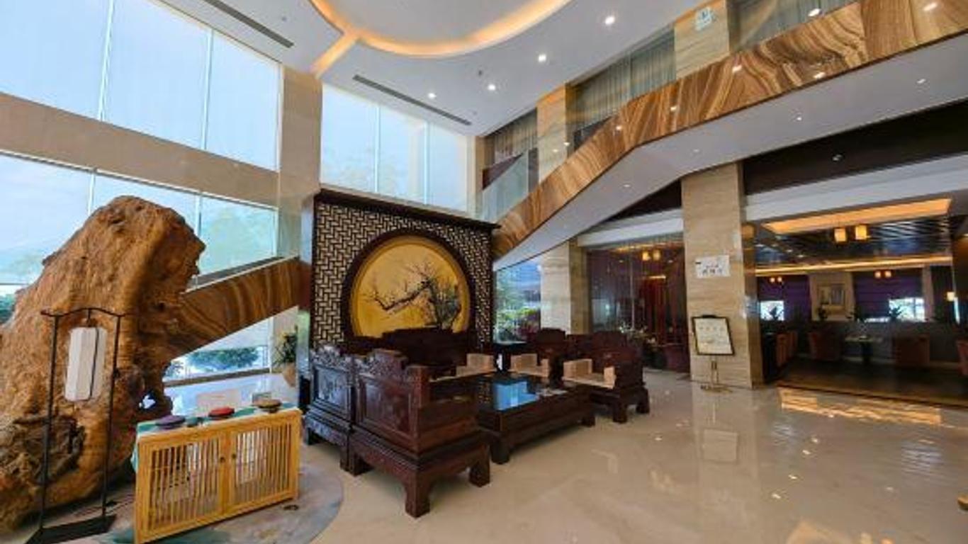 Denics Hotel