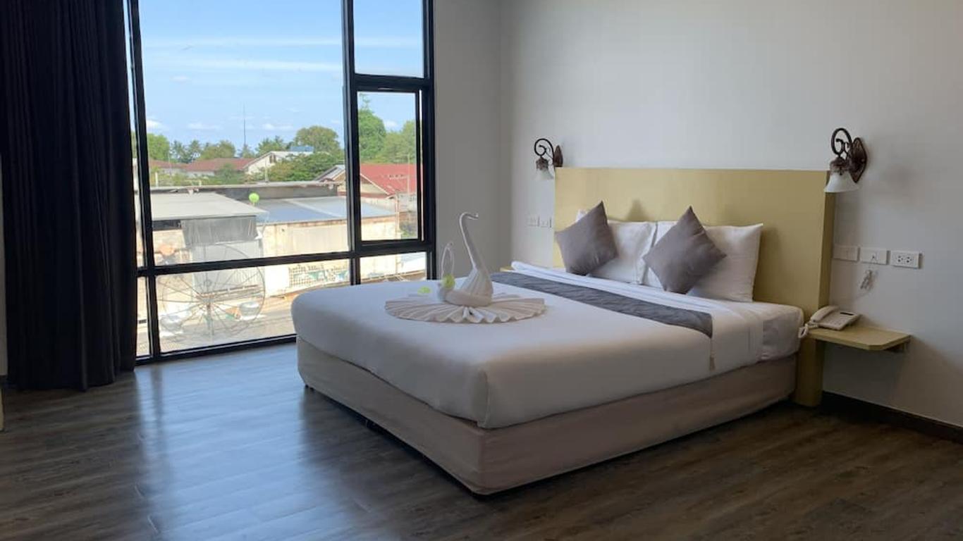 Behind The Scene Hotel Club @ Samui