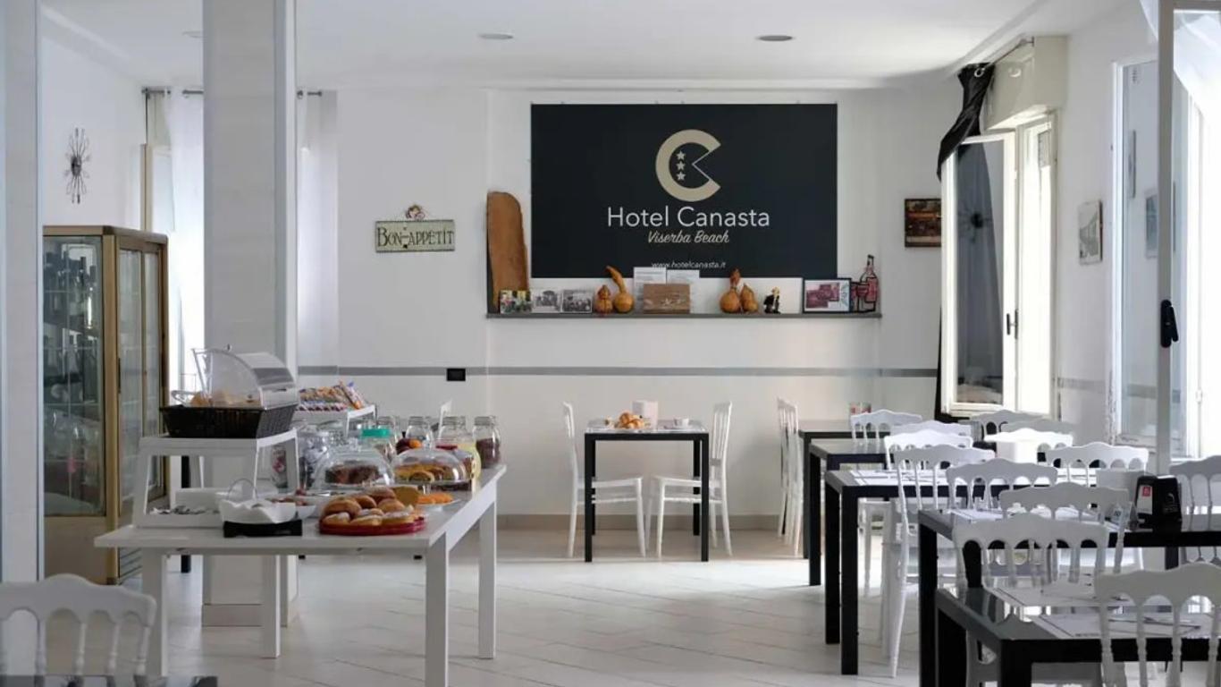 Hotel Canasta