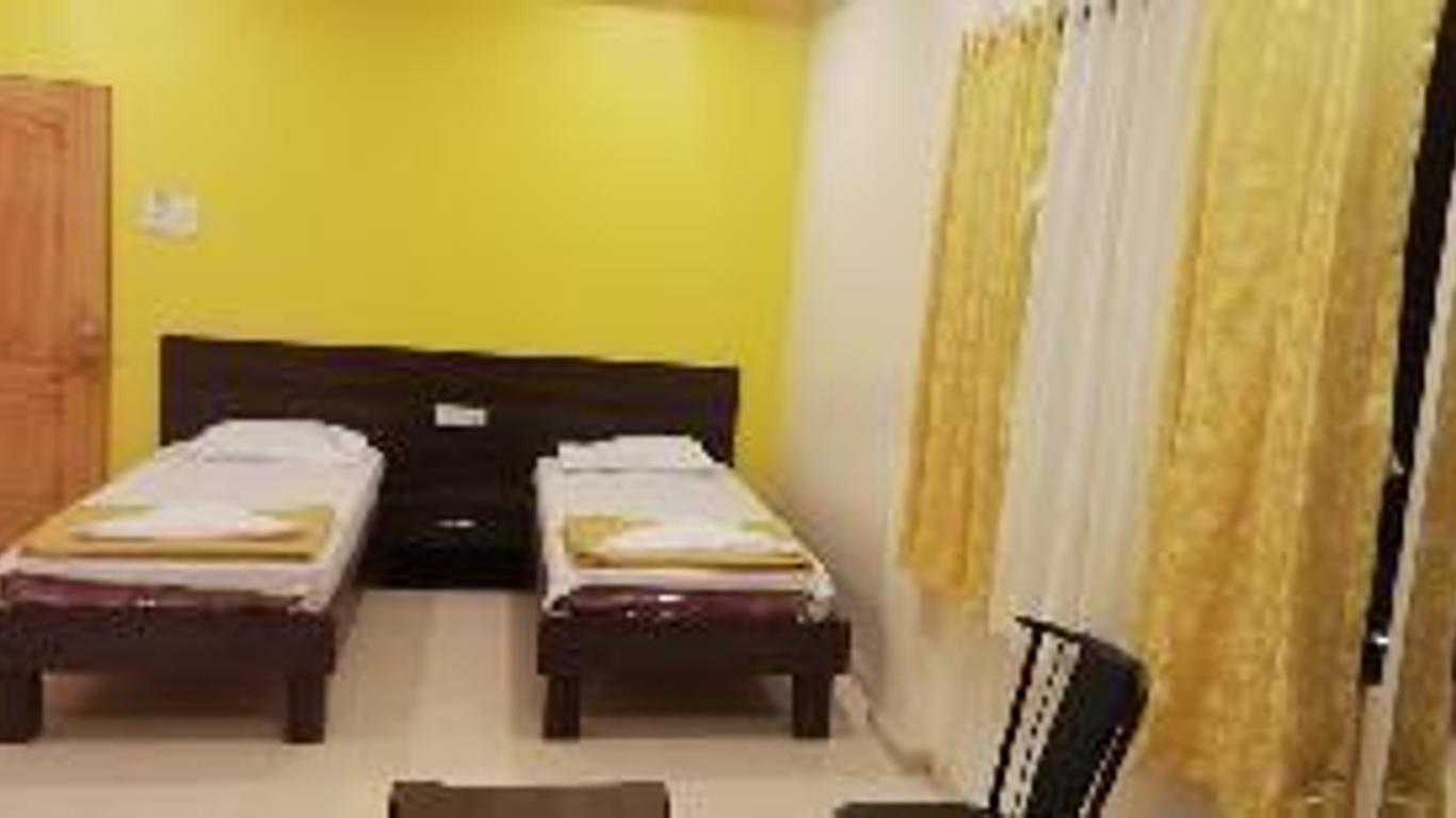 Hotel Yash Residency
