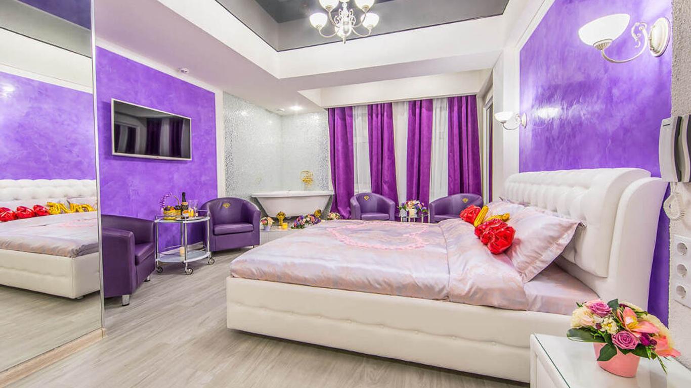 Alex Hotel Na Petrogradskoy