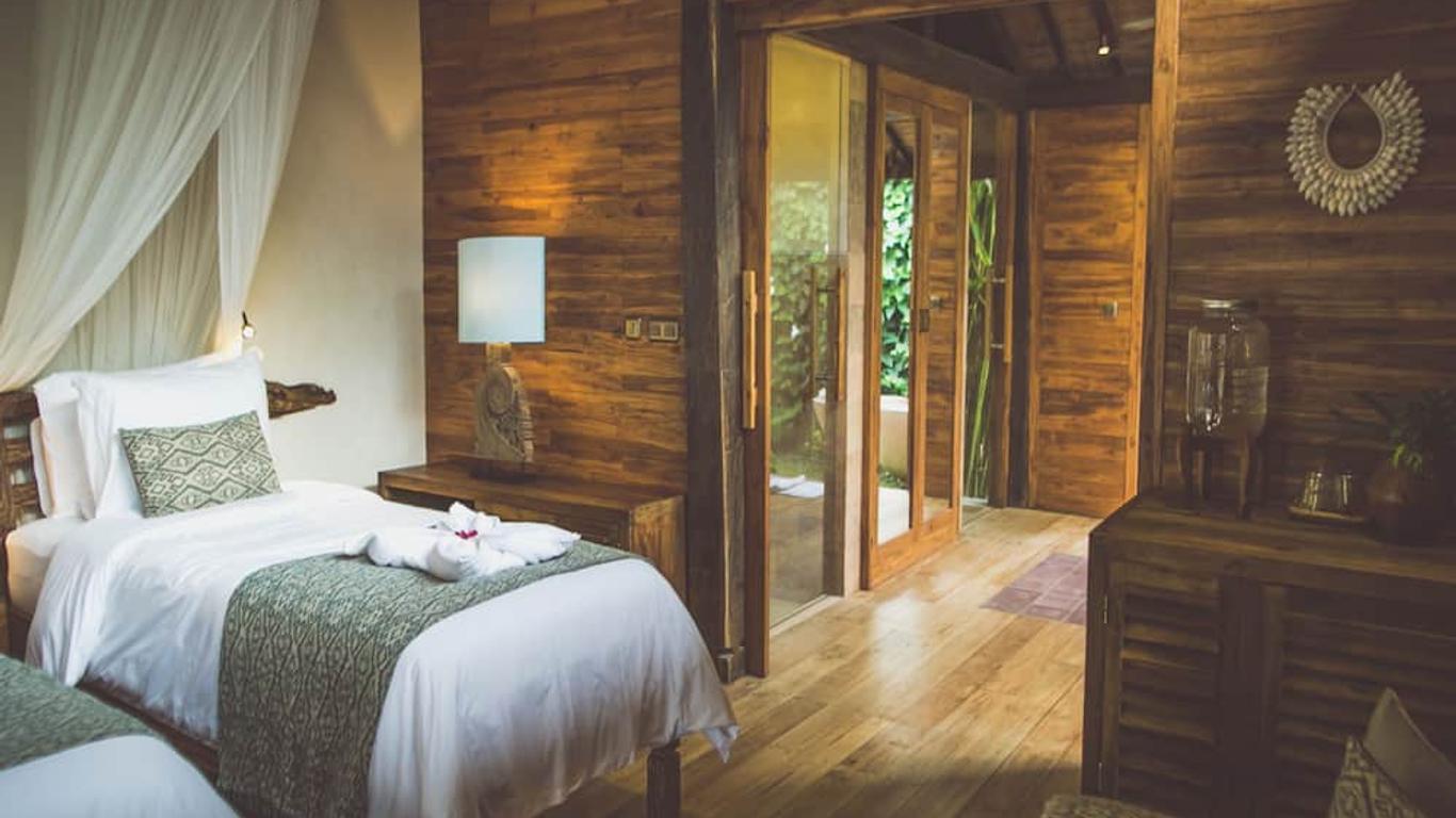 Desa Saya Eco Luxury Resort & Spa