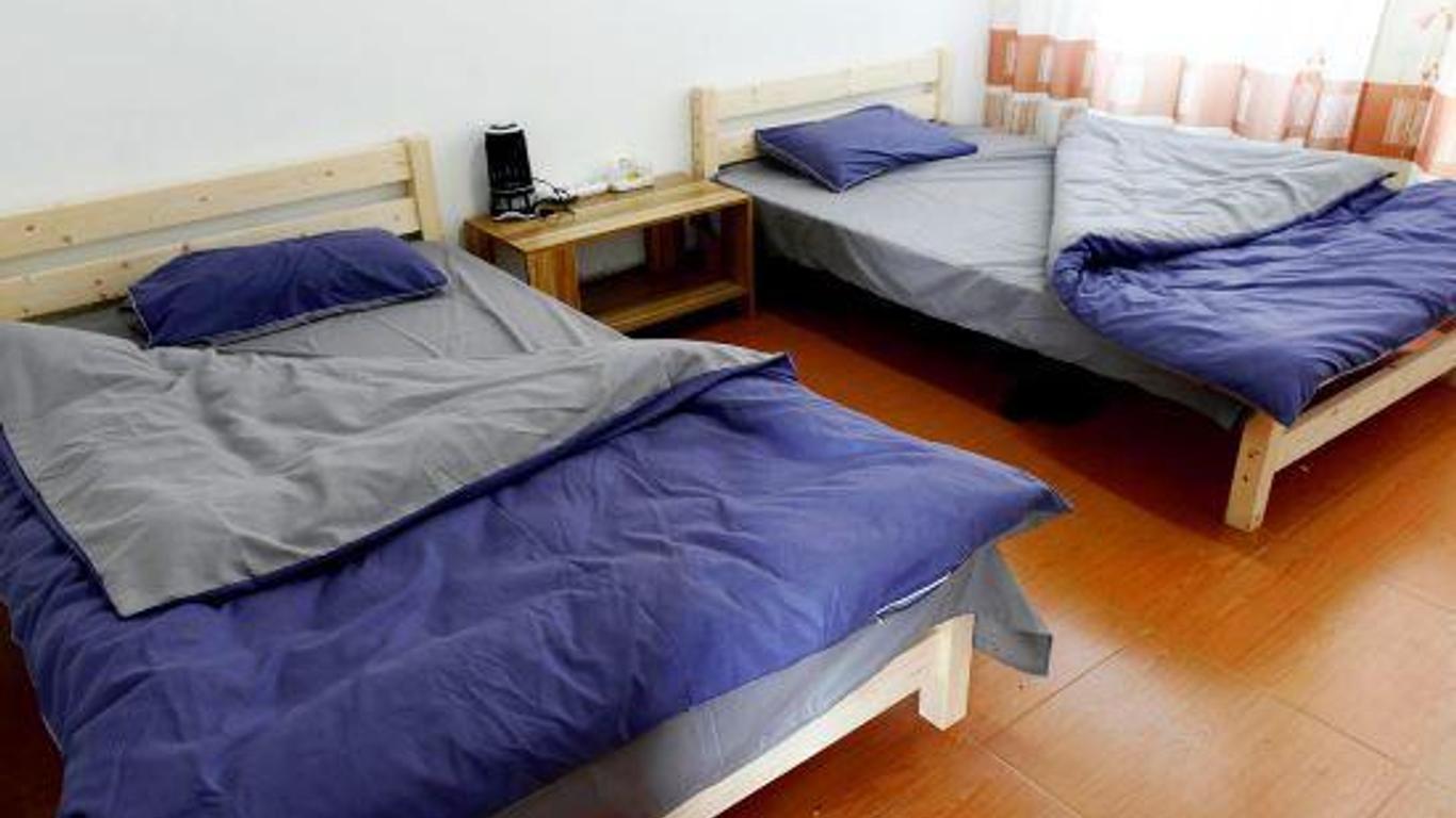 Wuyishan Blue Sky Youth Hostel