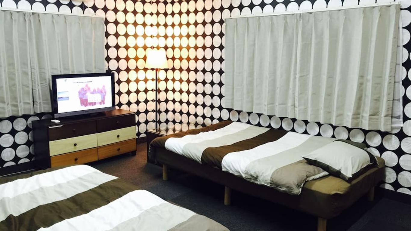 GIS Guest House Tokyo