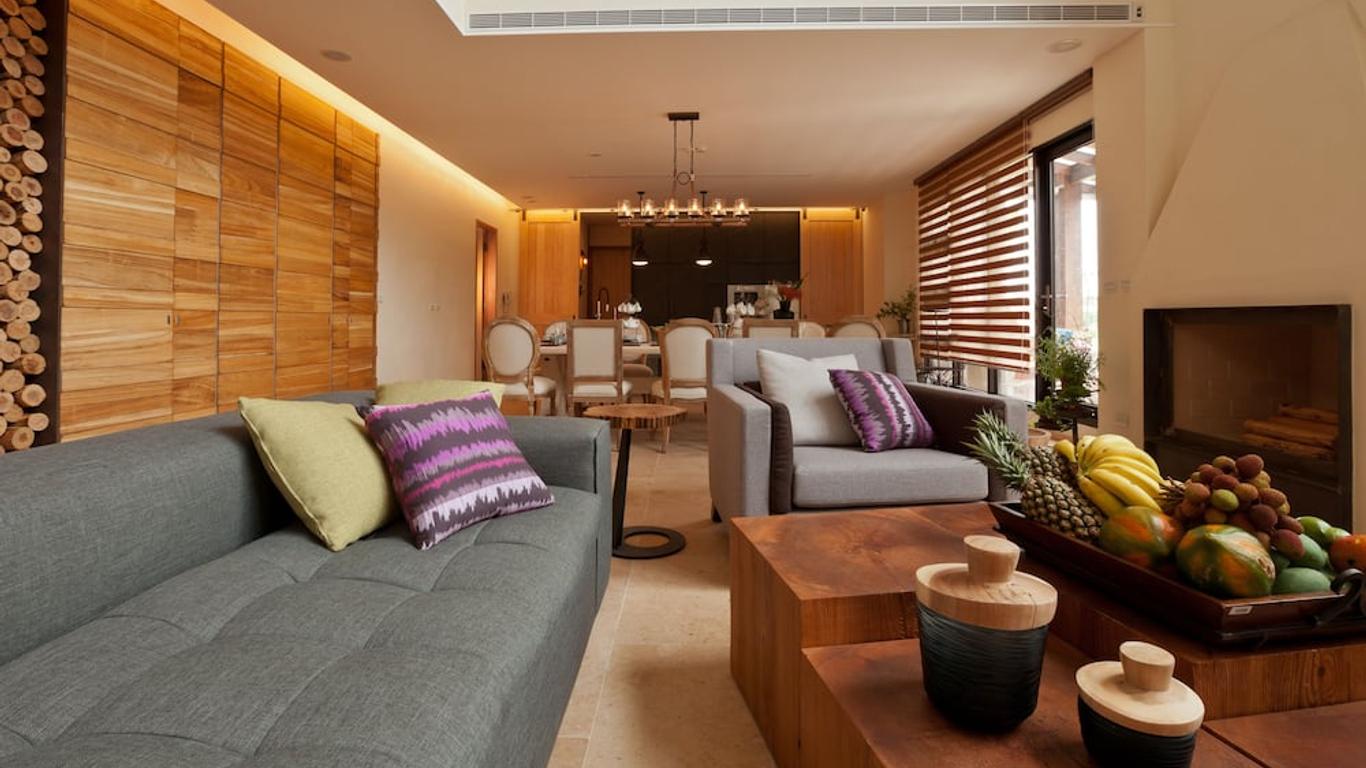 Sunnylands B&b