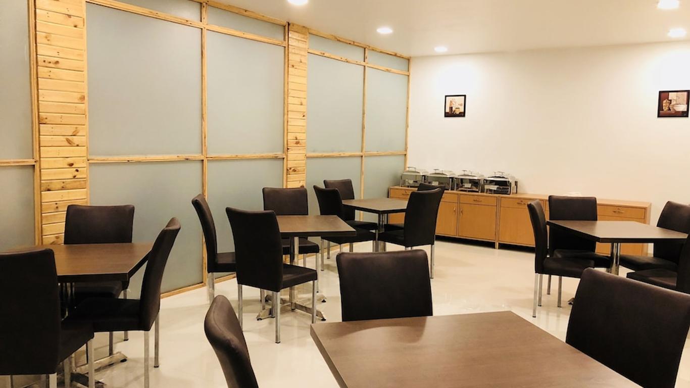 Vivid Boutique Hotel, Medanta, Gurugram