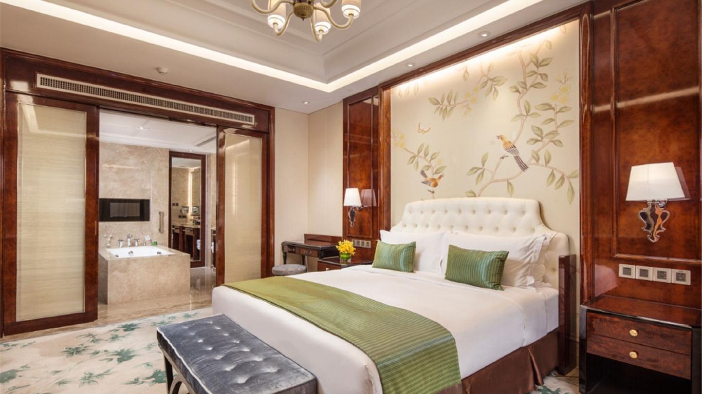 Ramada Plaza Qiandeng Kunshan