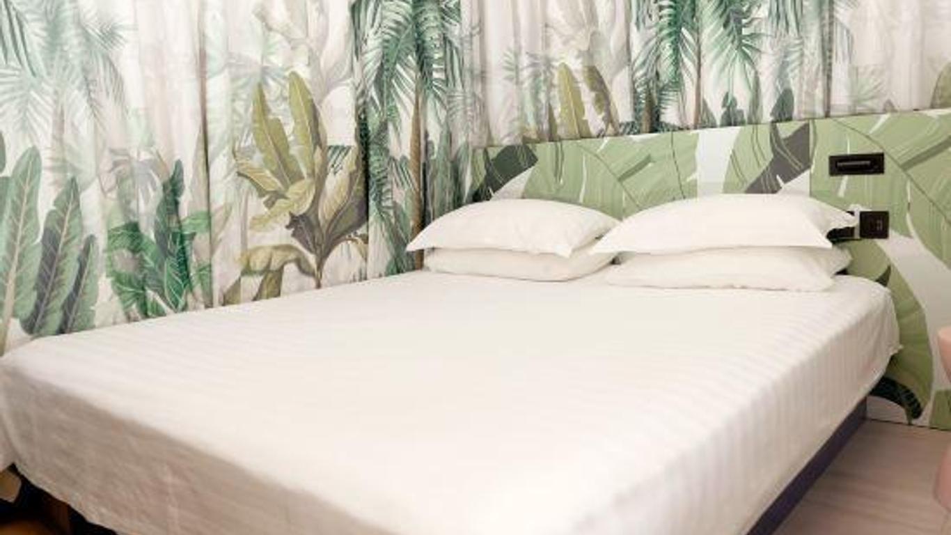 Huayi Selected Hotel (Beijing Fengtai Dacheng Road Branch)