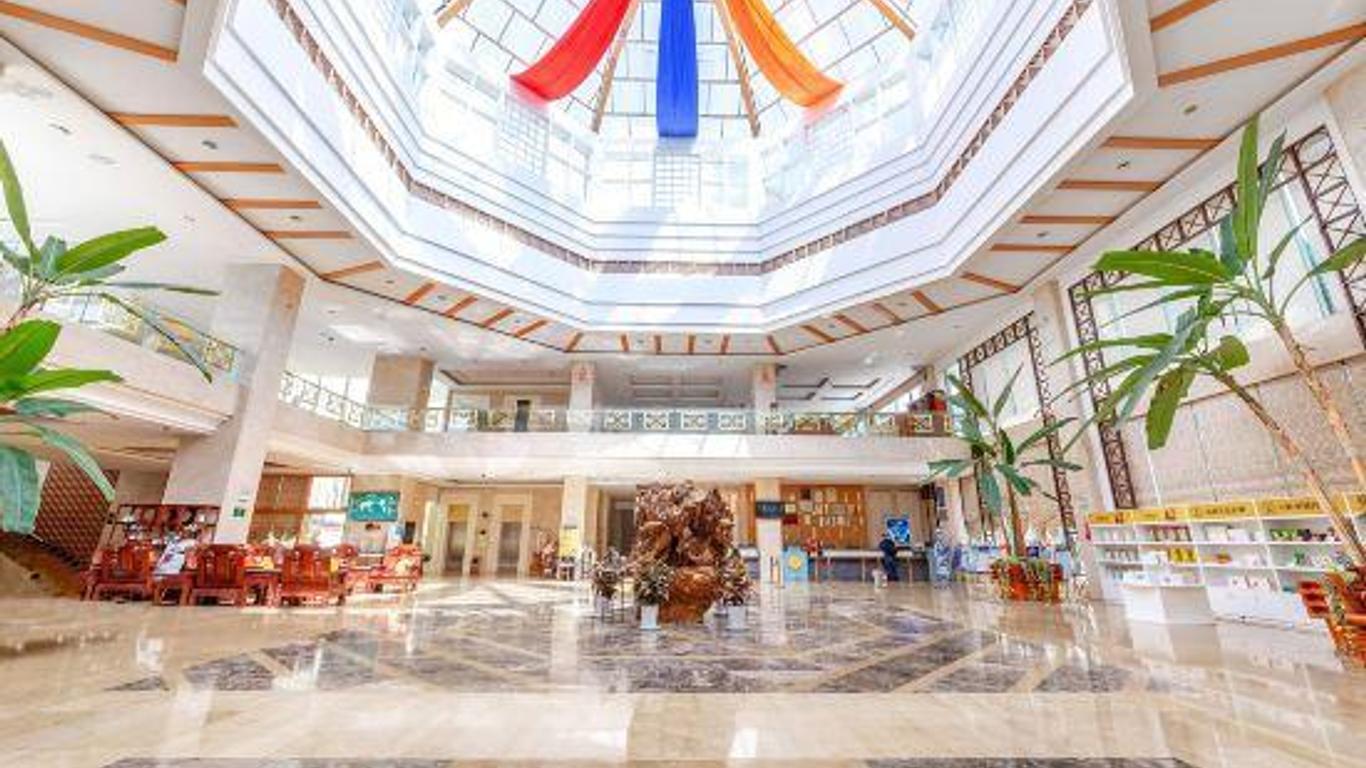 Tengchong Airport Sightseeing Hotel