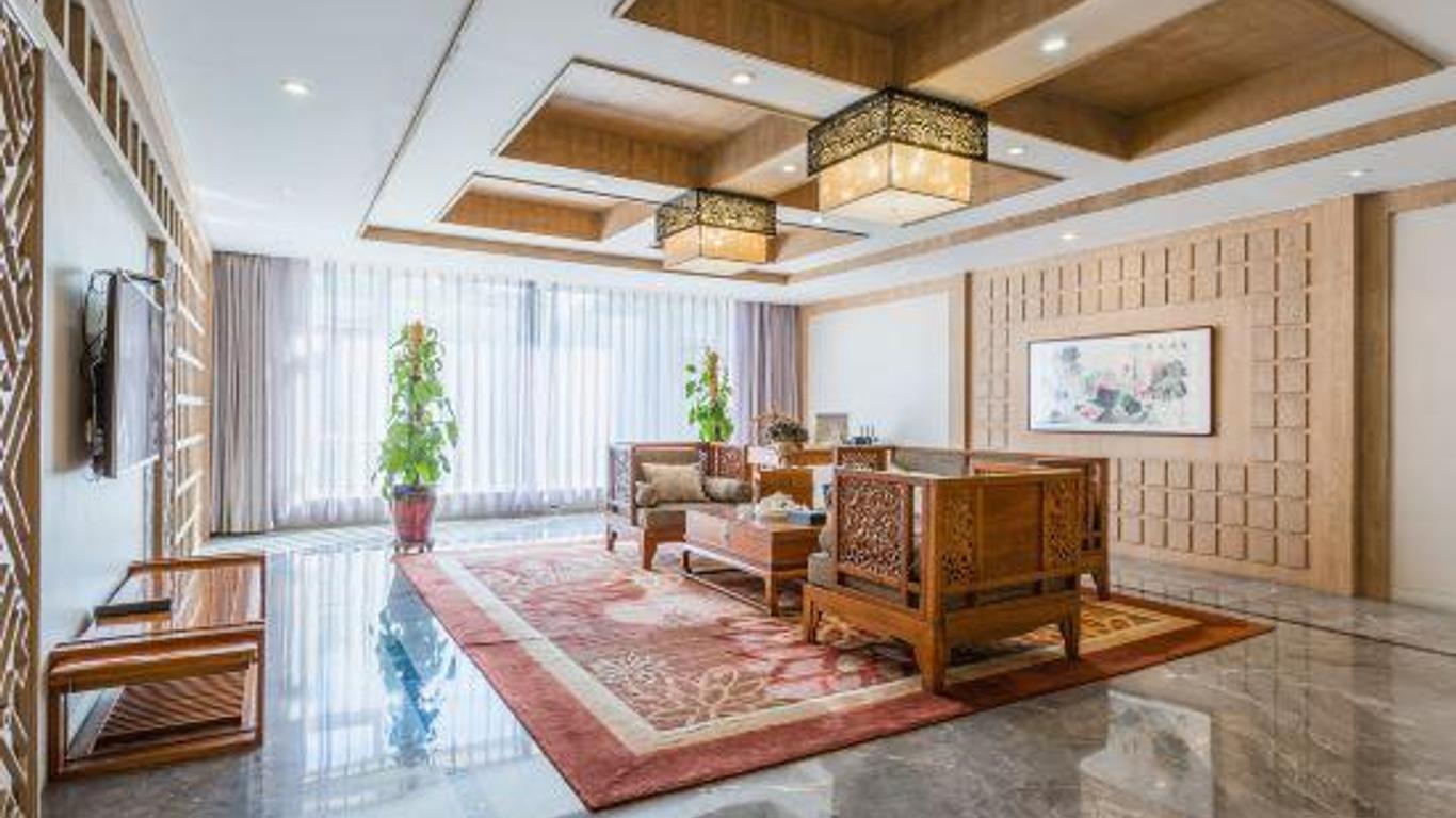 Dongda Jinyuan Hotel