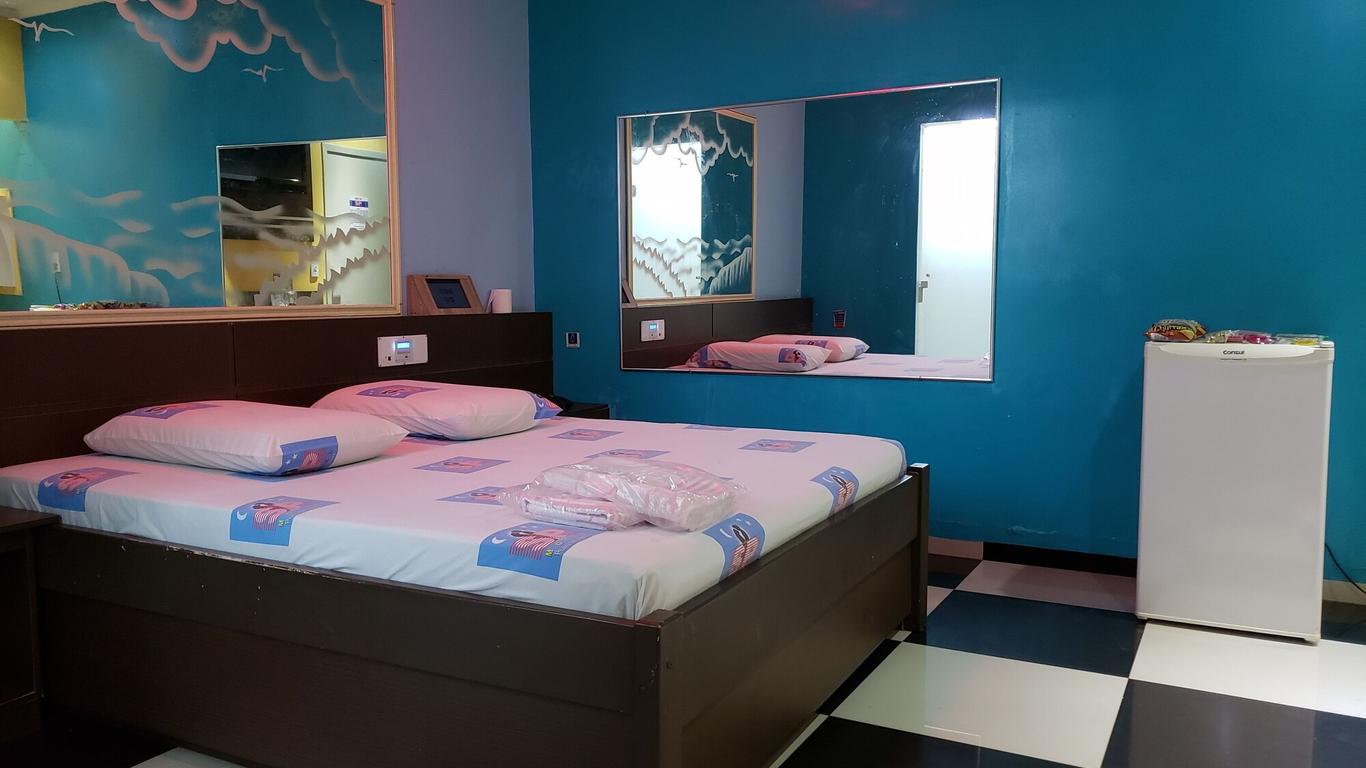SP Hotel (Adults Only)