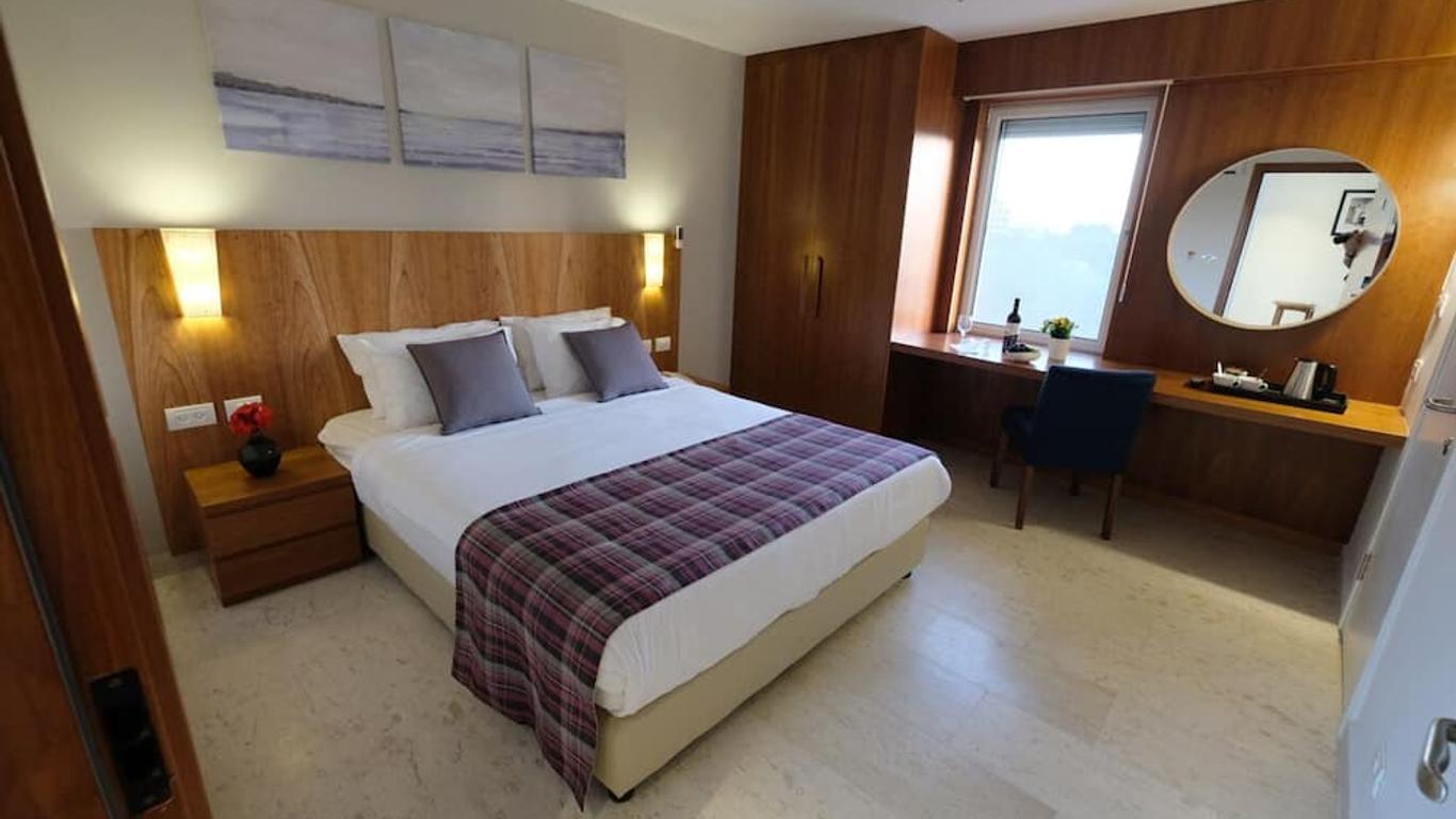 Scots House Hotel