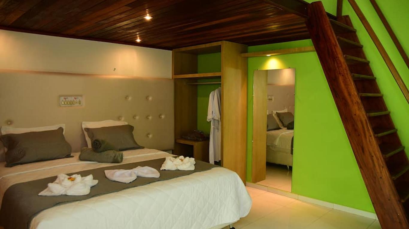 Hotel Serrano