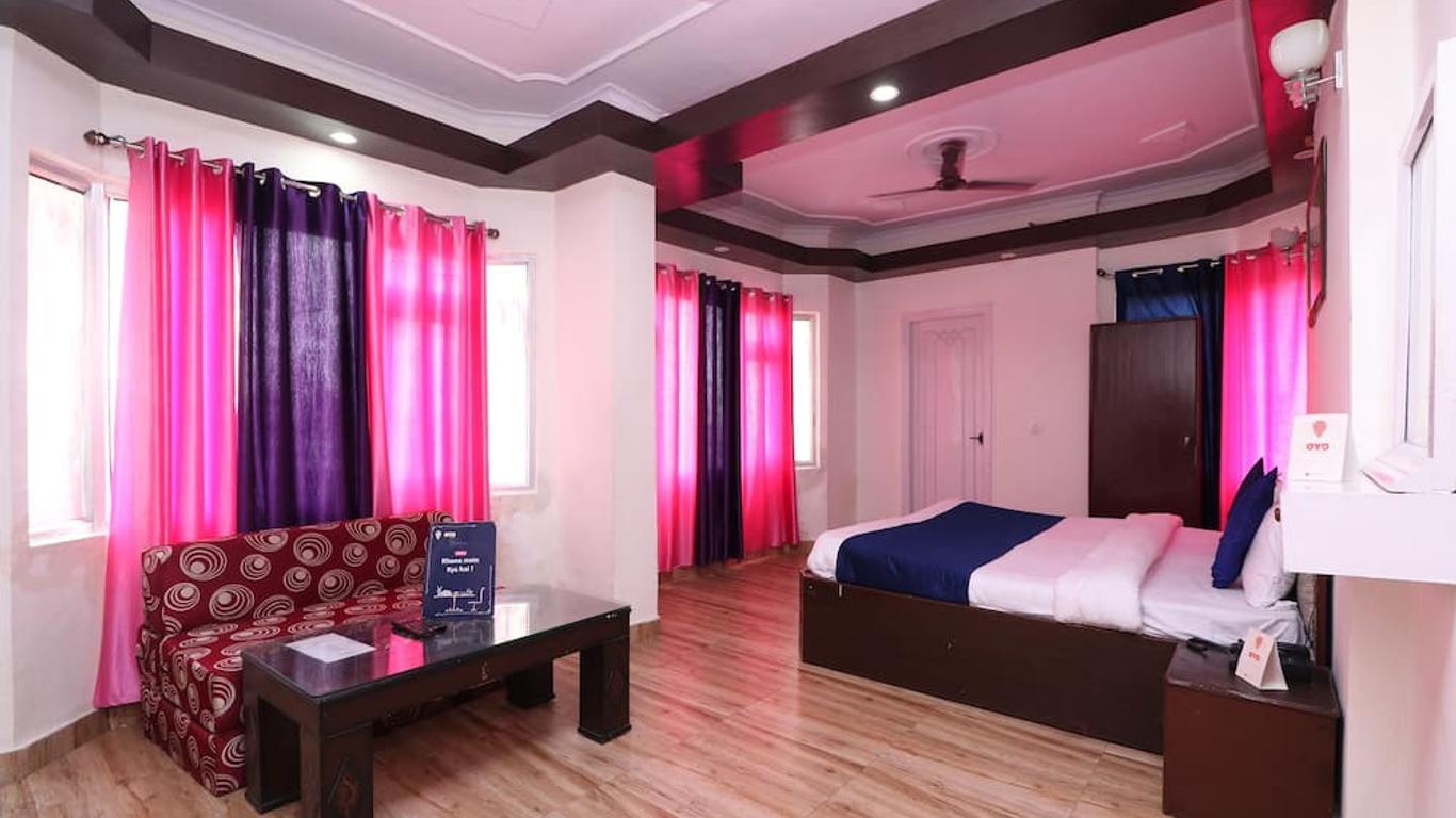 Oyo 8637 Shivam Hotel