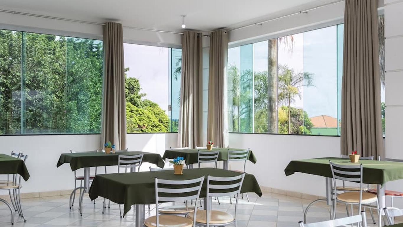 OYO Hotel Cosmópolis, Sao Paulo