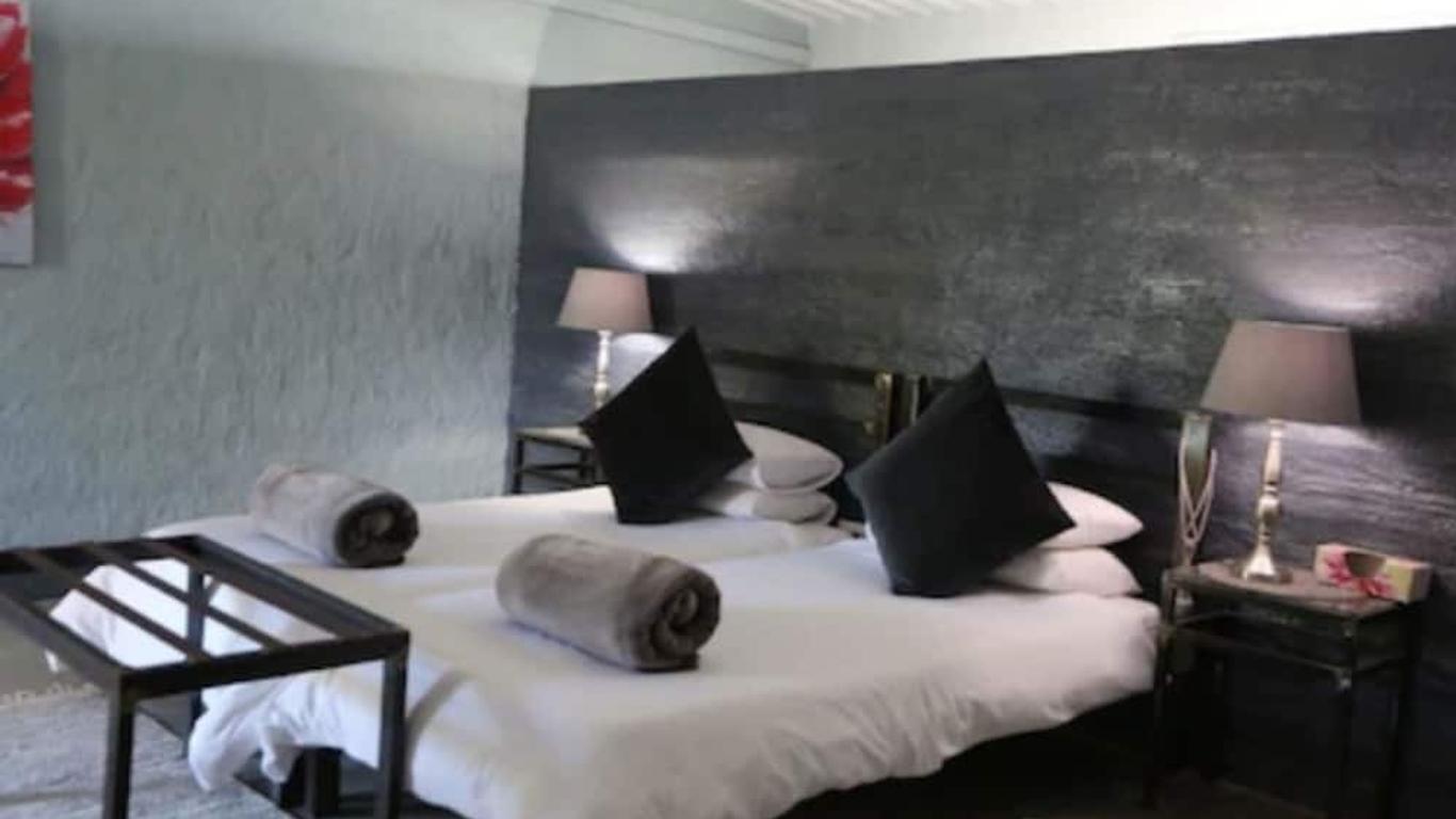 Eldorado Guest House & Camping