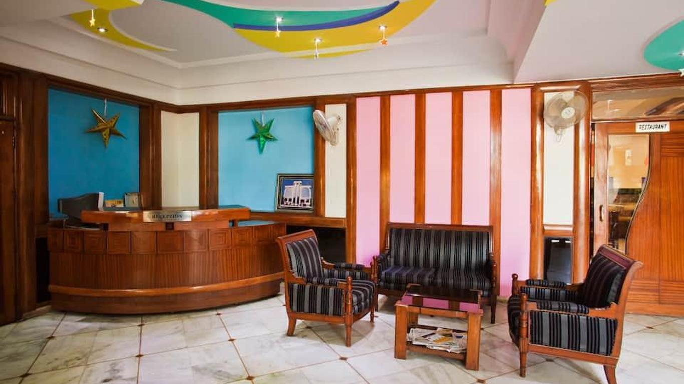 Hotel Harbans Residency