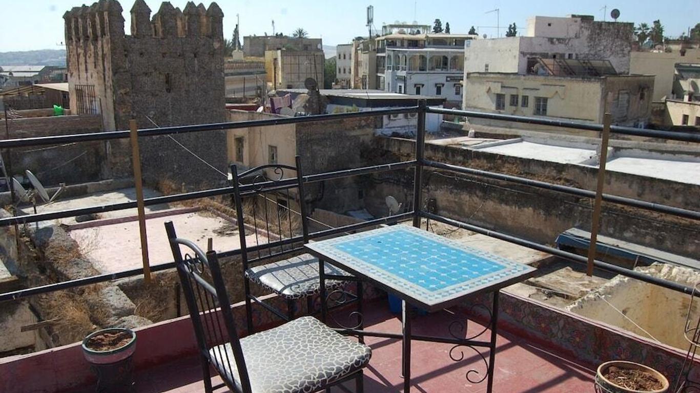 Down Town Hostel