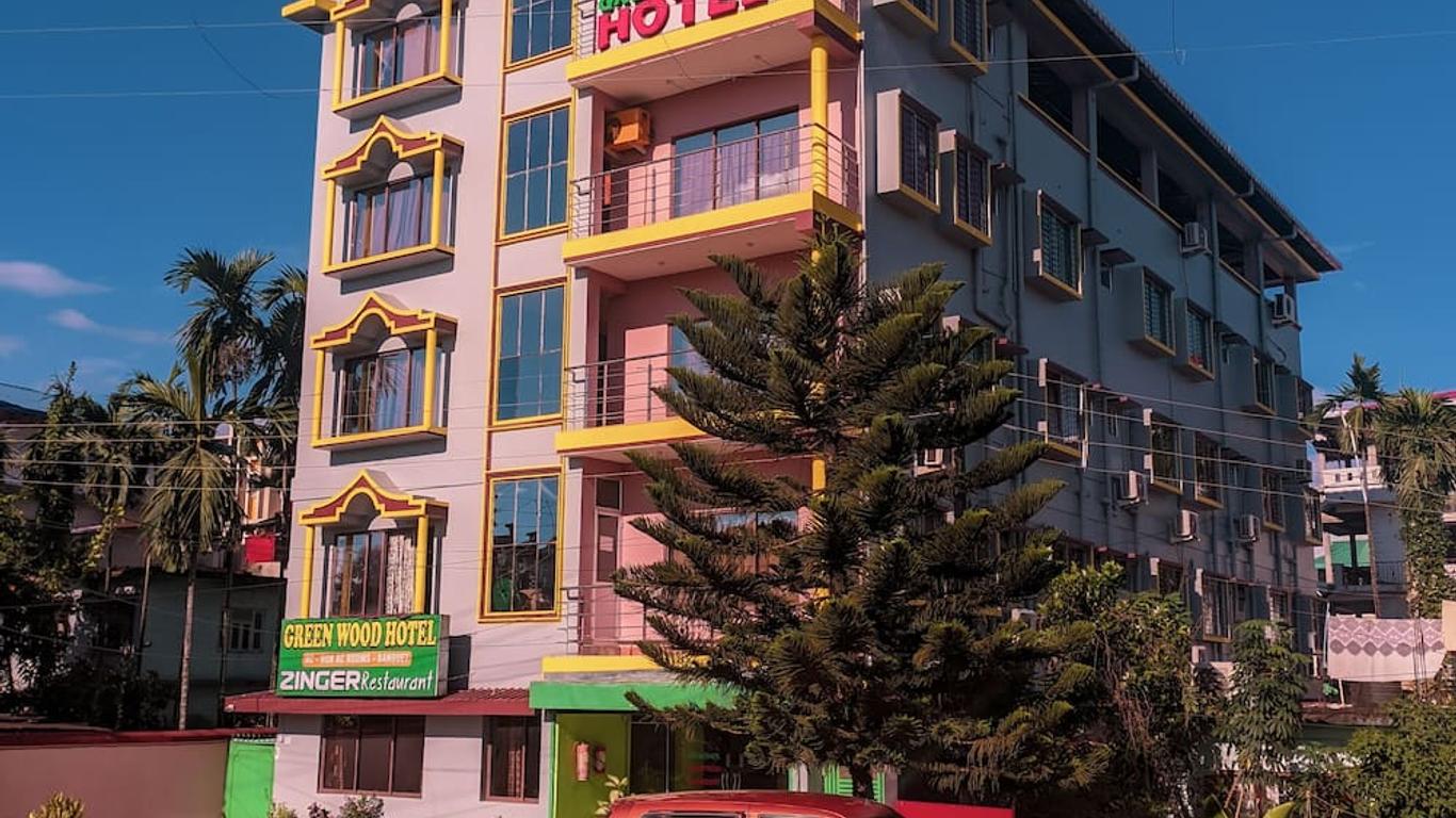 Green Wood Hotel