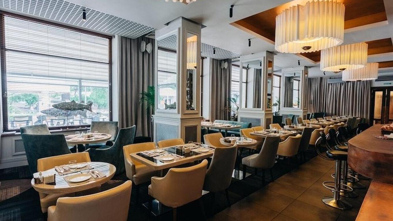 Amur Hotel