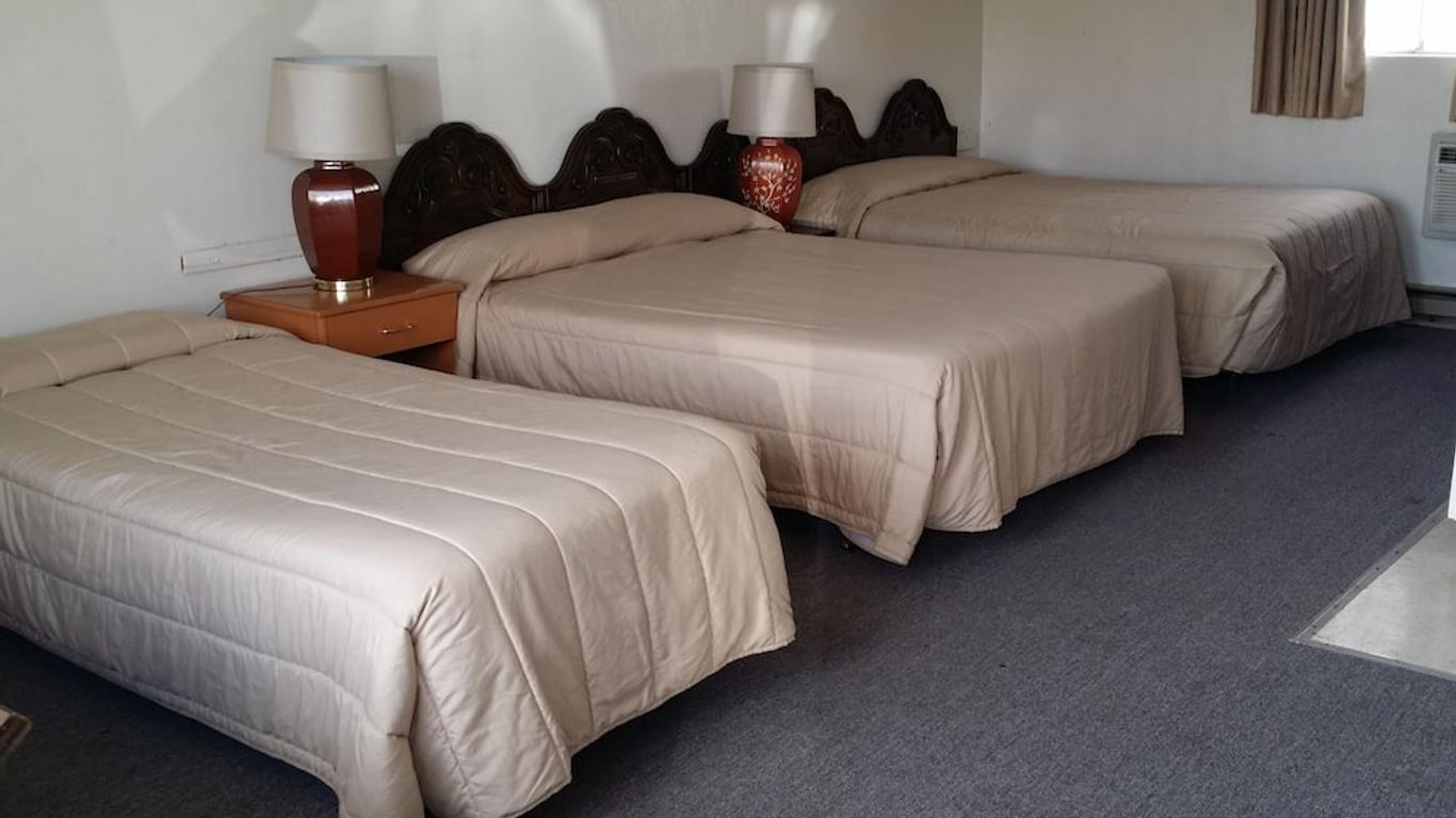 Tahitian Motor Inn