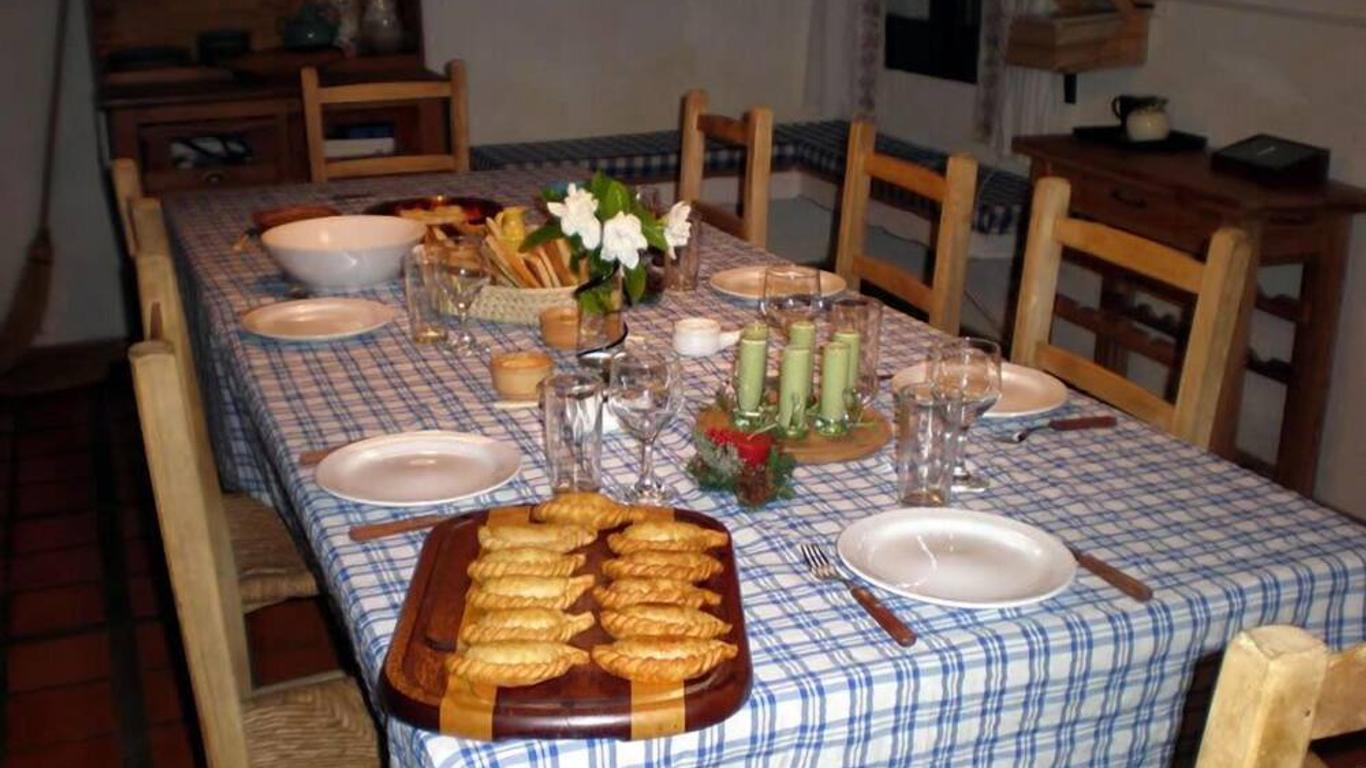 Estancia Aguila Blanca