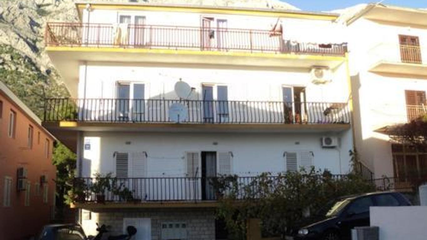 Apartment & Rooms Marigold