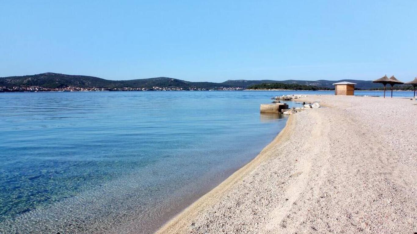 Three bedroom apartment with balcony Biograd na Moru, Biograd (A-6219-a)