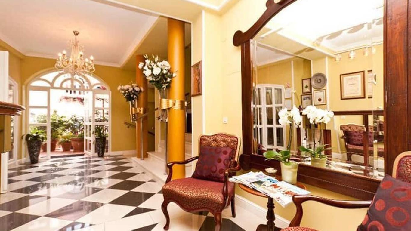 Hotel Livadic