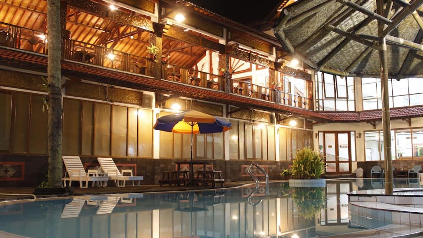 Surya Pesona Beach Hotel