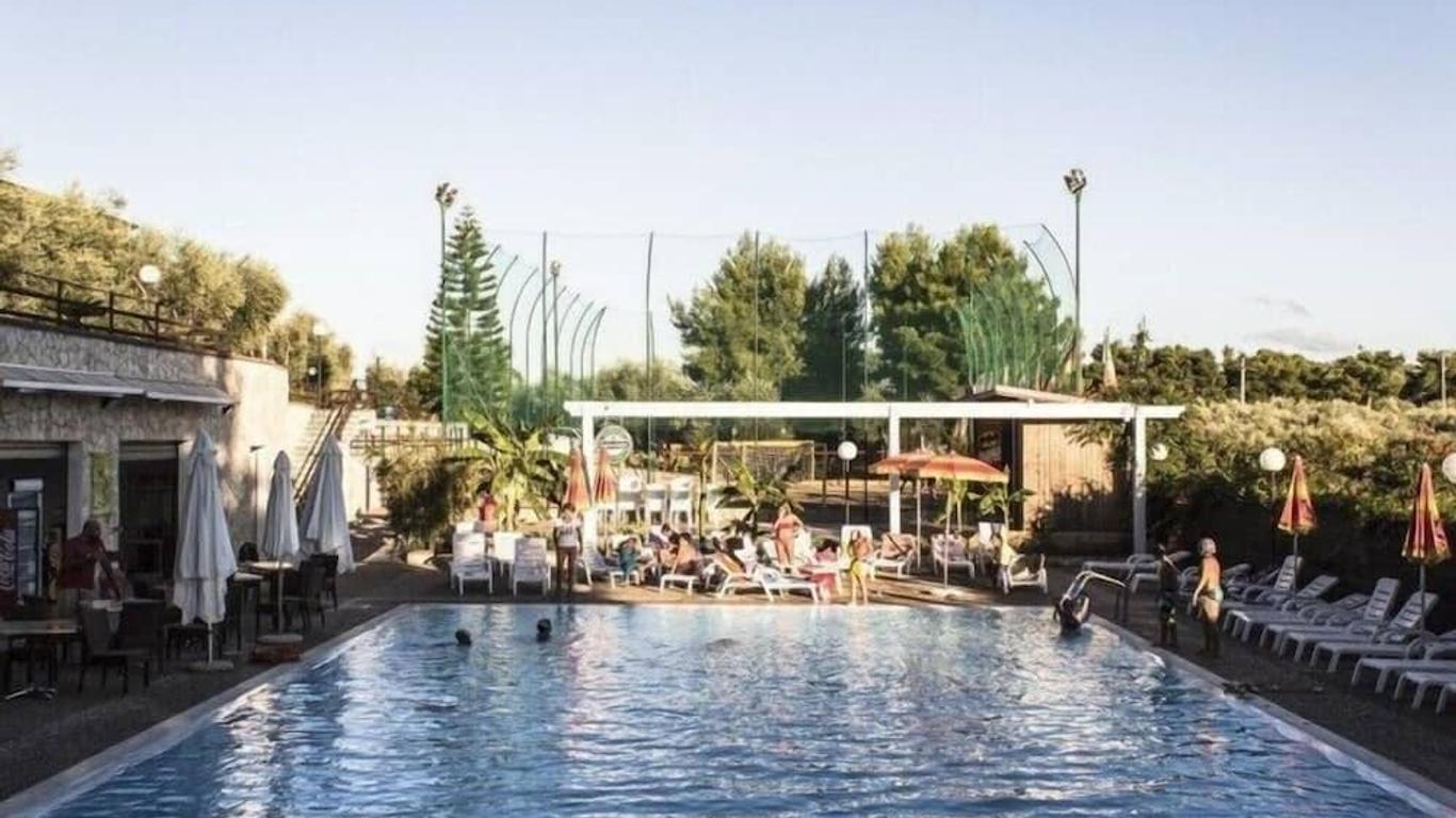 Villaggio Turistico Defensola