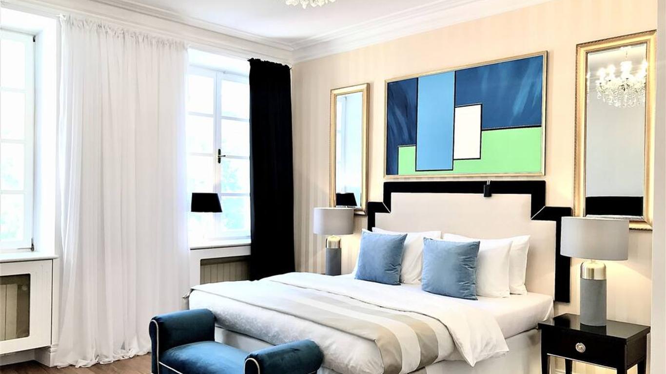 Mondrian Luxury Suites Unesco Old Town