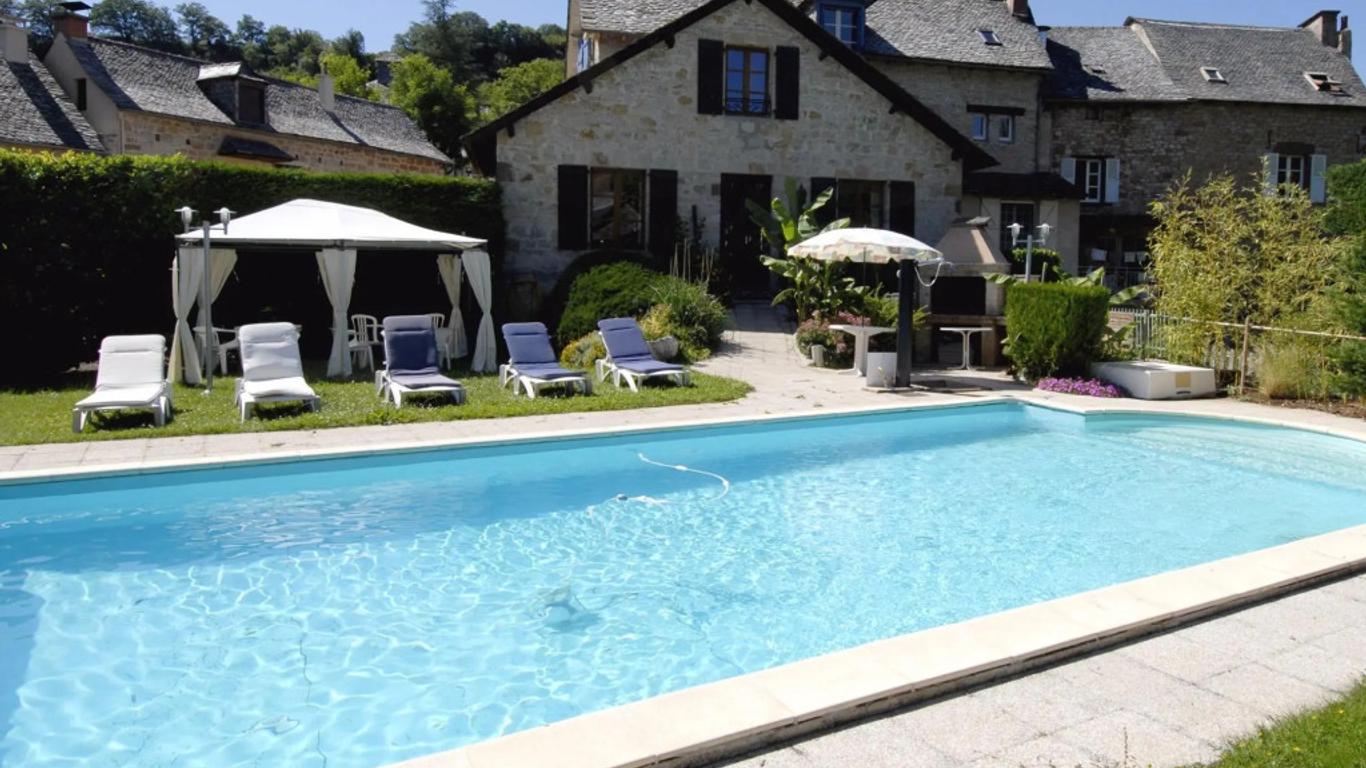 Logis Hotel Restaurant L'auberge Du Chat