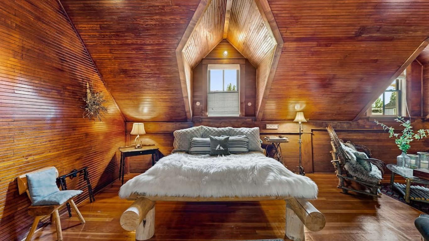 Mccloud River Mercantile Hotel