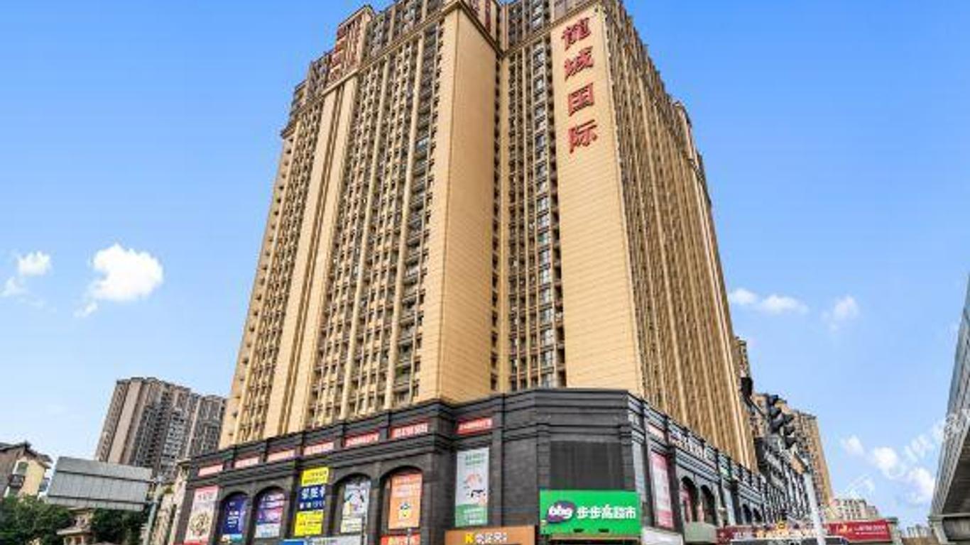 Longcheng Hotel