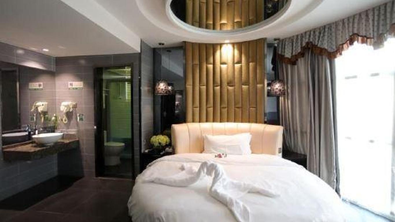 Qingmu Hotel (Xinghua Zhongyang Building)