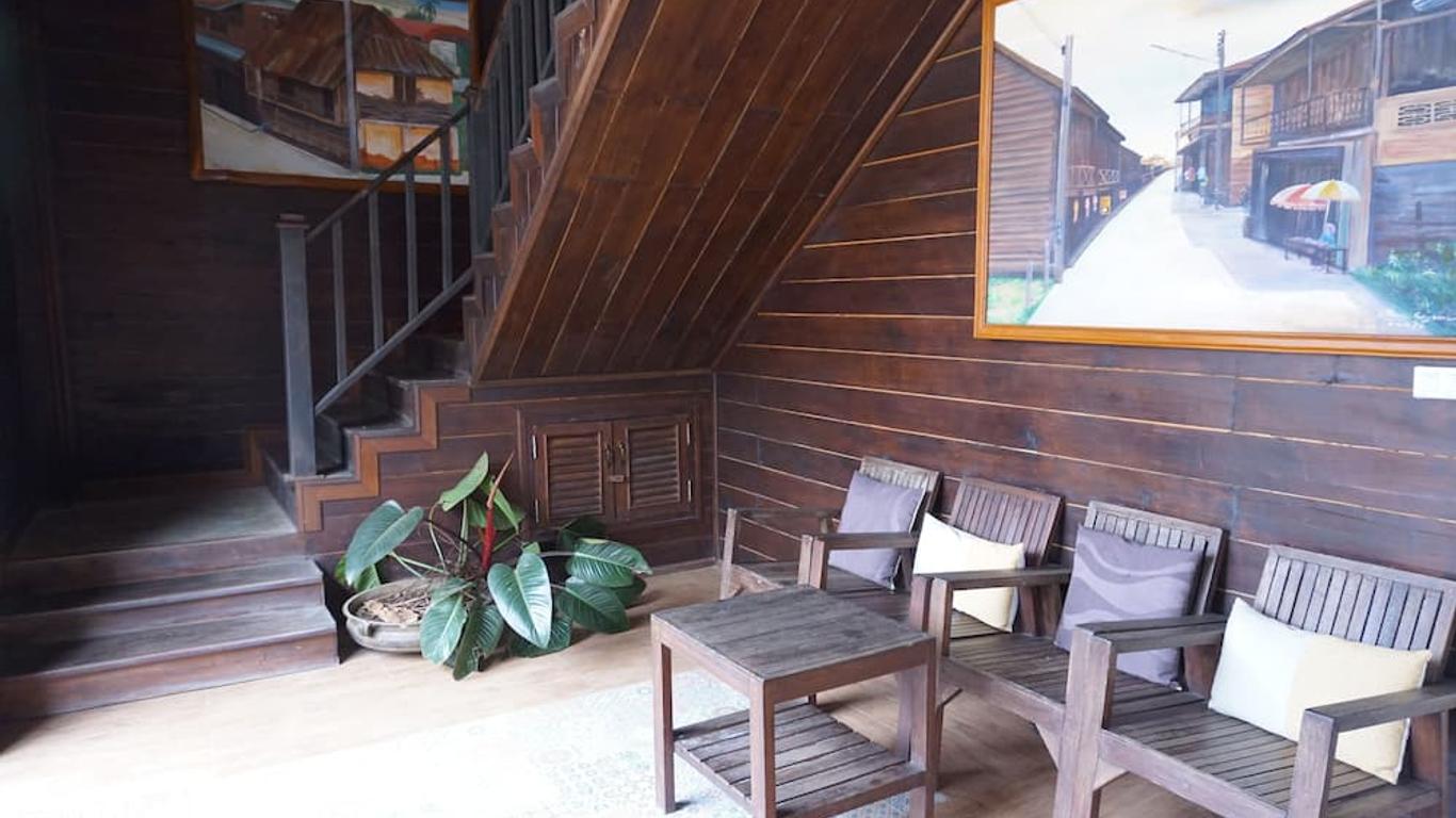 Wong Sai Siri Srichiangkhan Hotel