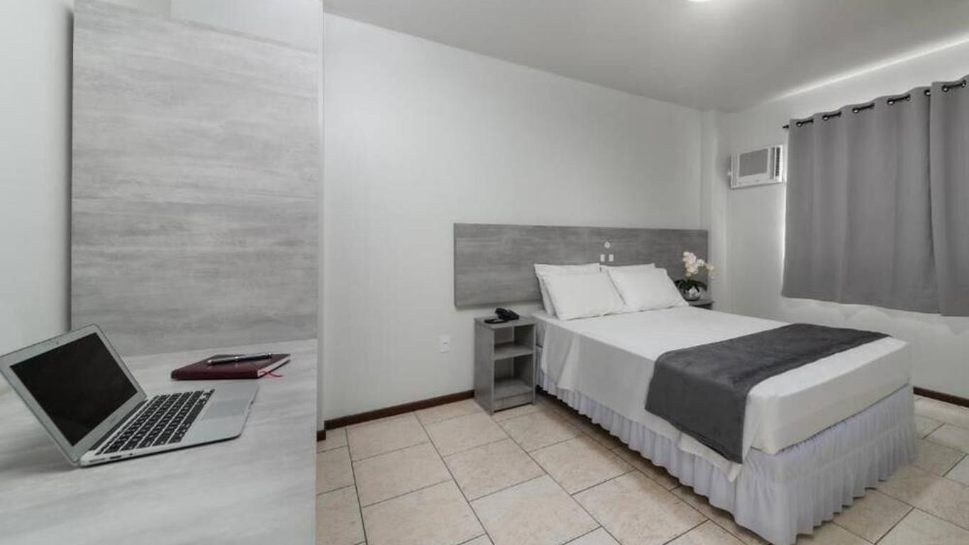 Lumar Hotel