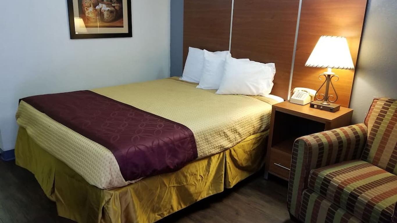 Travelodge by Wyndham Albuquerque West