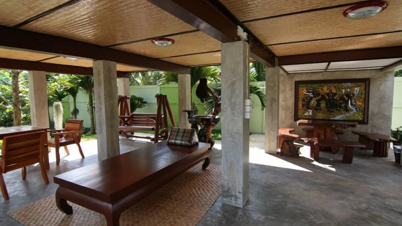 Little Teak Homestay