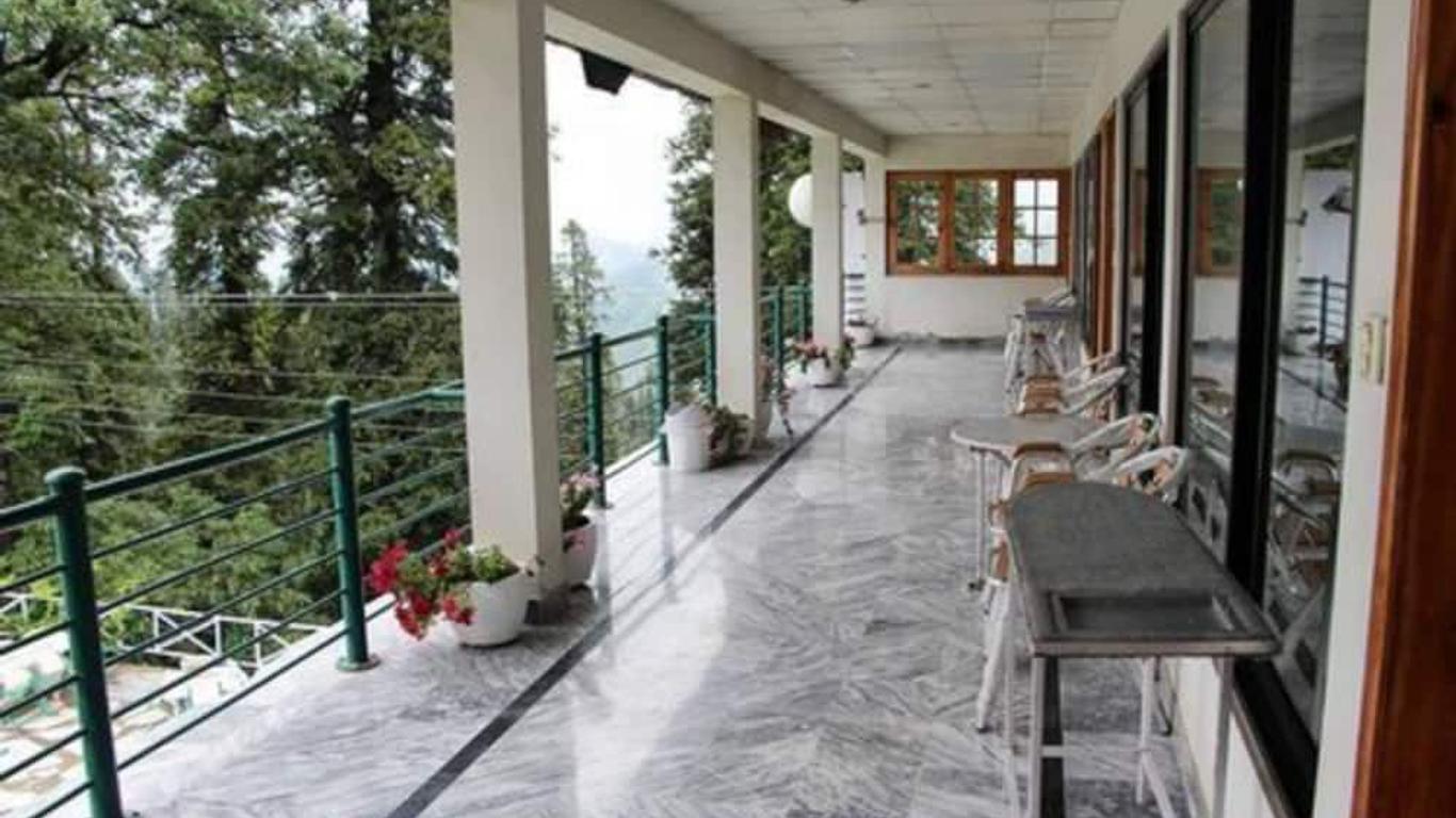 Green Retreat Hotel