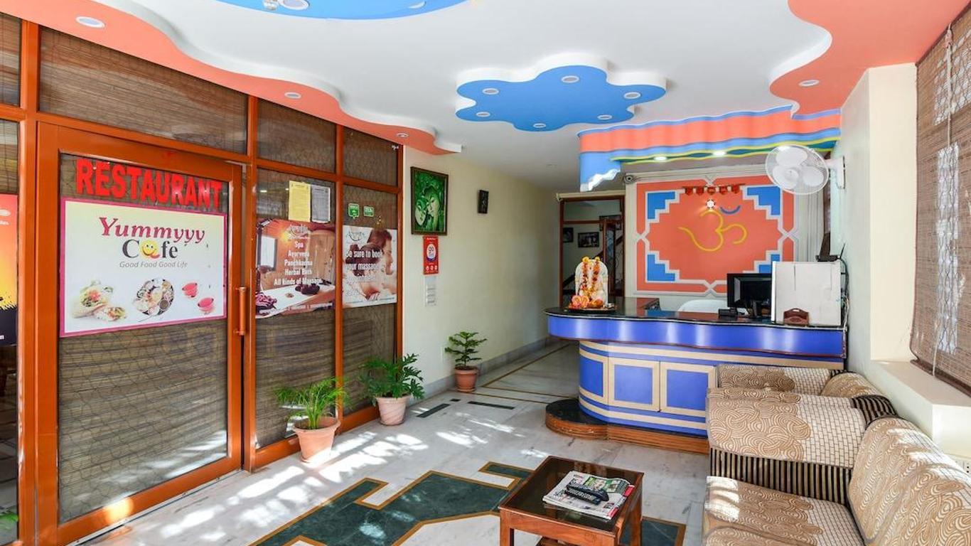 Hotel Raj Palace