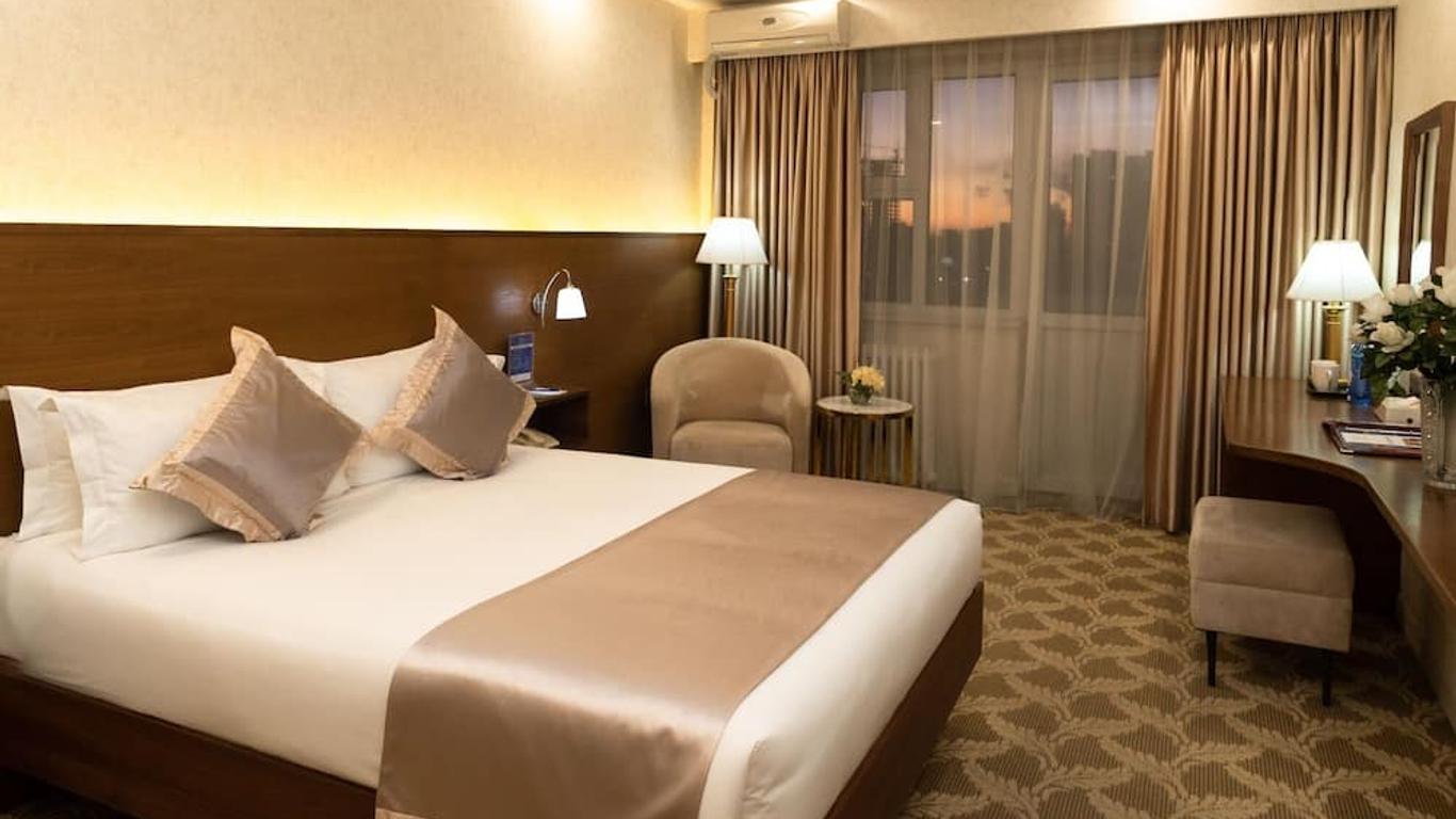 Bayangol Hotel