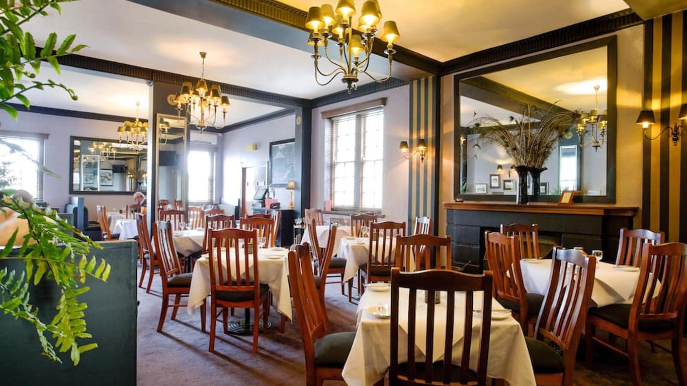 Katoomba Hotel