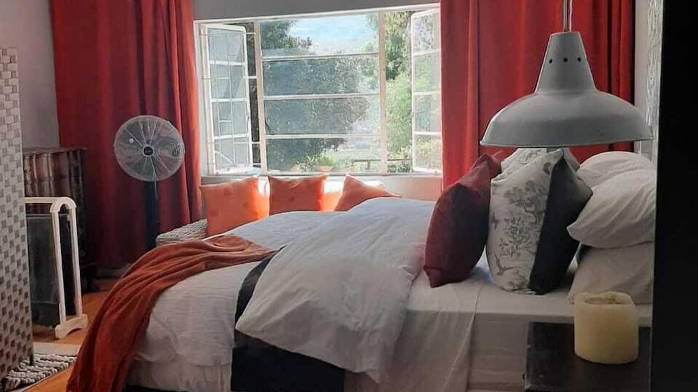Ukholo Lodge