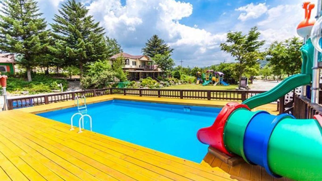 Pyeongchang Blue Sky Campground Pension