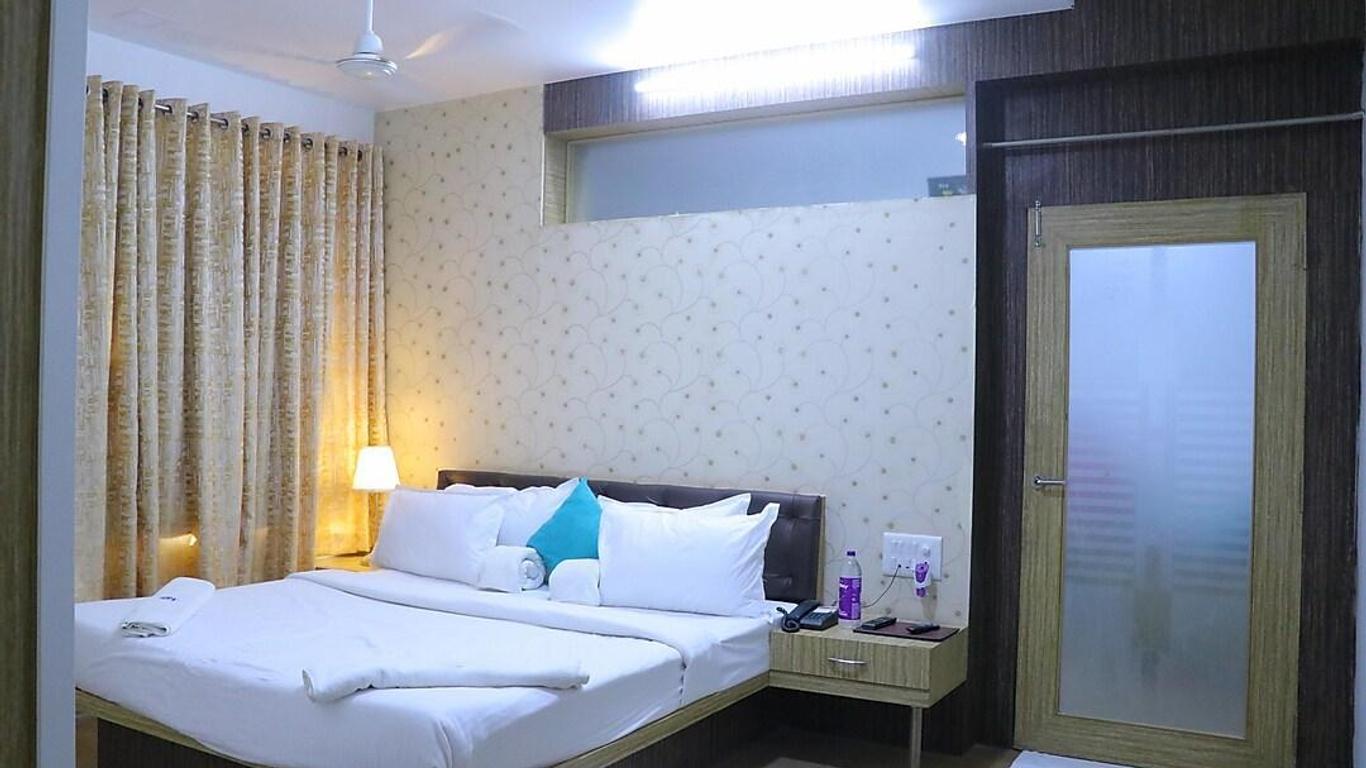 Hotel Embassy Latur
