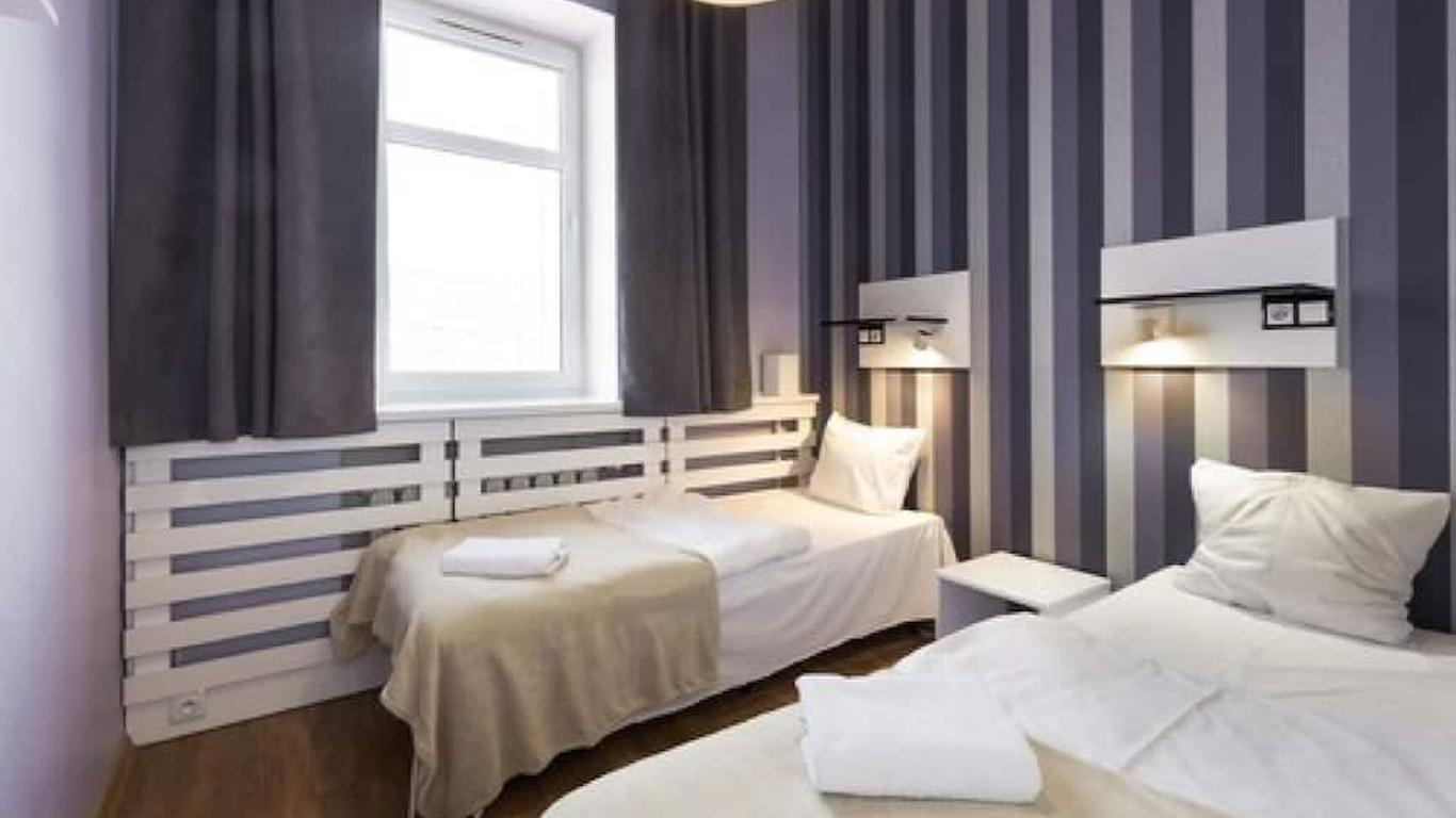 Traffic Hotel