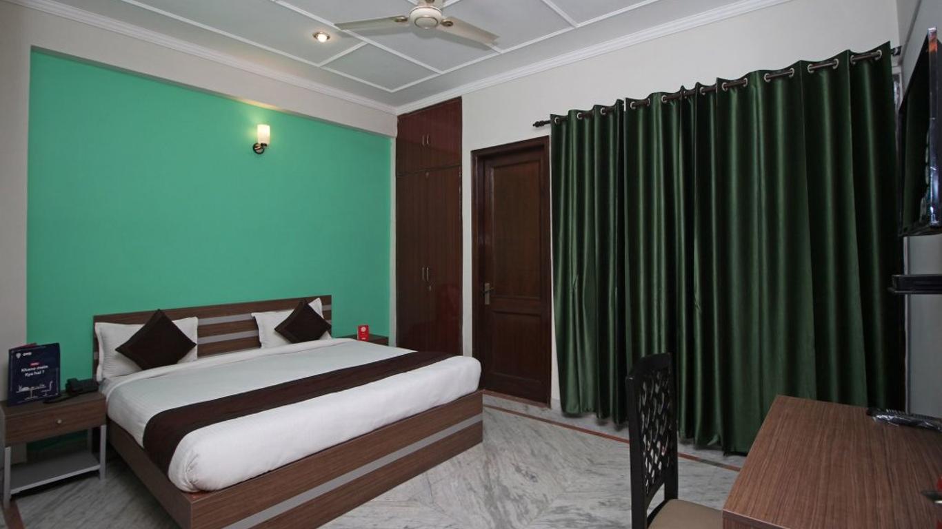 Hotel O 9075 Petals Inn