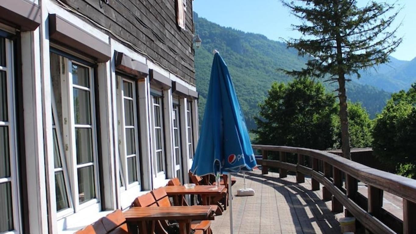 Hotel pod Sokolím